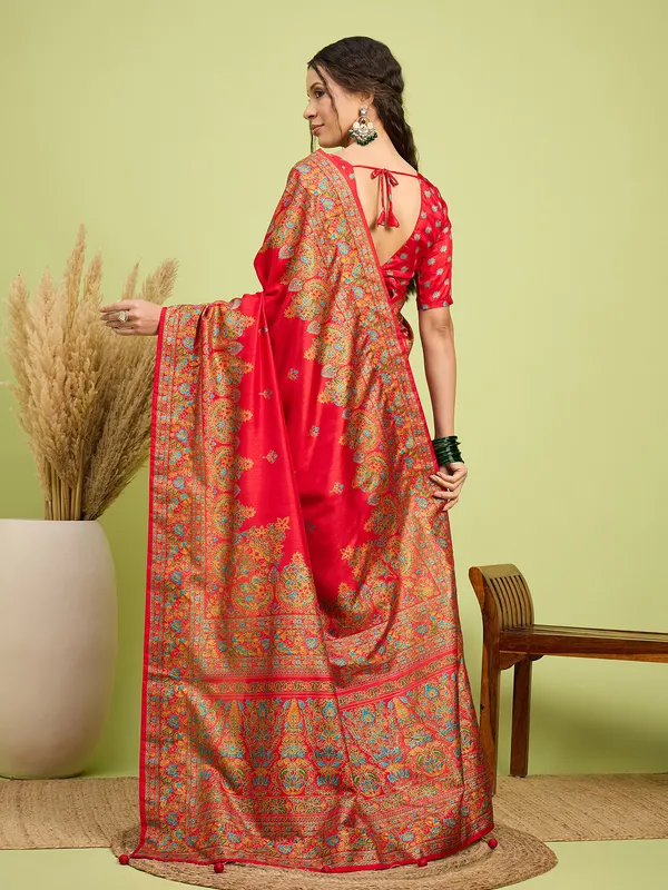 Women's_Silk_Blend_Red_Digital_Print_Designer_Saree_With_Blouse_Piece