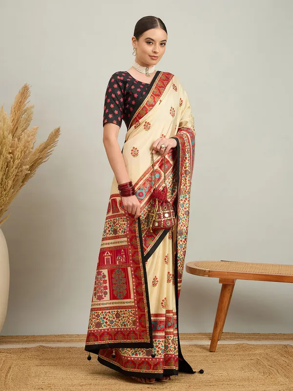 Women's_Silk_Blend_Cream_Digital_Print_Designer_Saree_With_Blouse_Piece