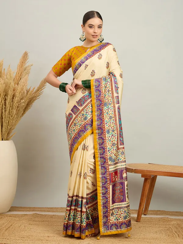 Women's_Silk_Blend_Cream_Digital_Print_Designer_Saree_With_Blouse_Piece