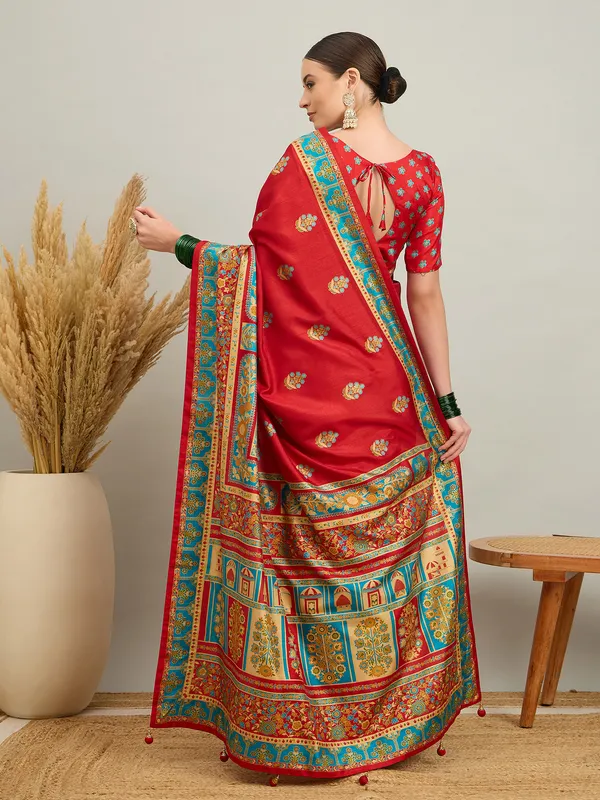 Women's_Silk_Blend_Red_Digital_Print_Designer_Saree_With_Blouse_Piece