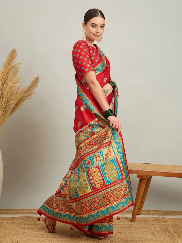 Women's_Silk_Blend_Red_Digital_Print_Designer_Saree_With_Blouse_Piece
