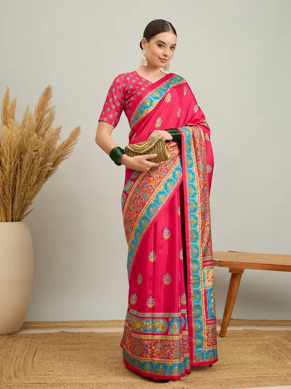 Women's_Silk_Blend_Pink_Digital_Print_Designer_Saree_With_Blouse_Piece