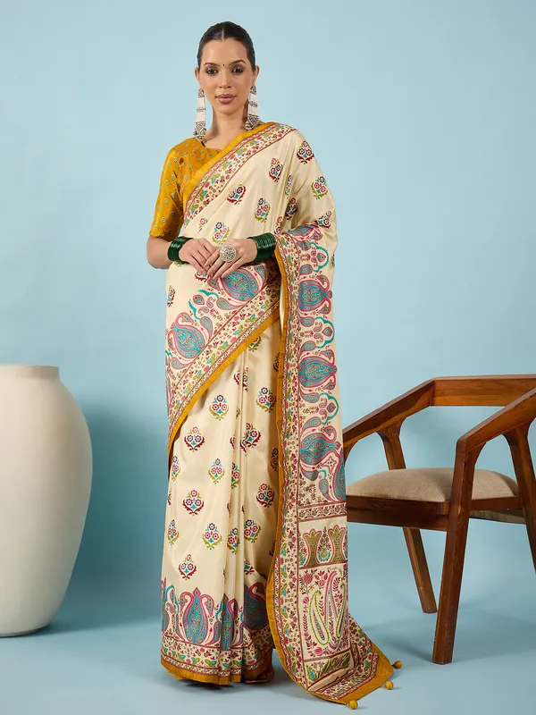 Women's_Silk_Blend_Off_White_Digital_Print_Designer_Saree_With_Blouse_Piece