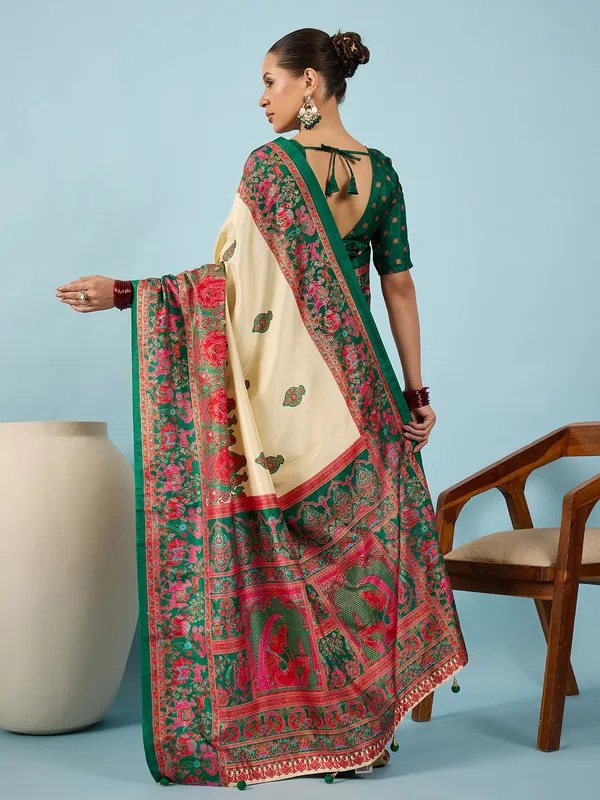 Women's_Silk_Blend_Dark_Green_Digital_Print_Designer_Saree_With_Blouse_Piece