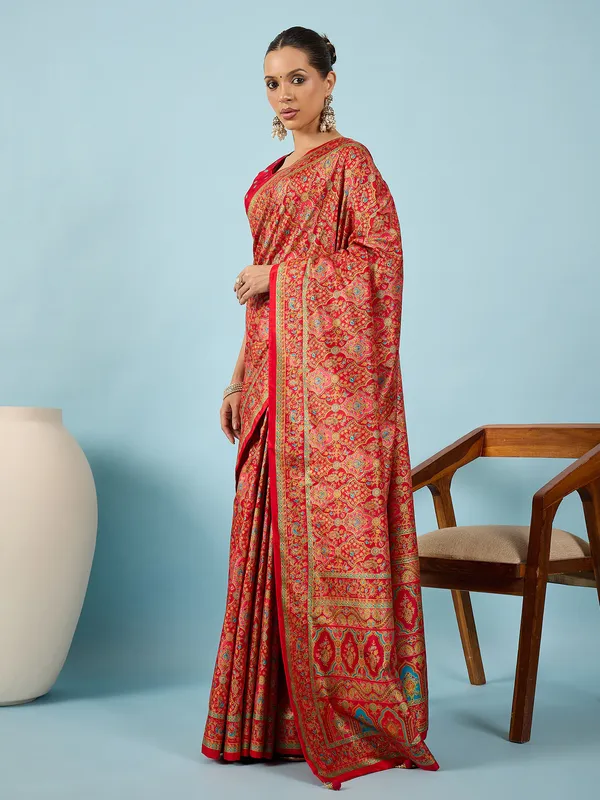 Women's_Silk_Blend_Red_Digital_Print_Designer_Saree_With_Blouse_Piece