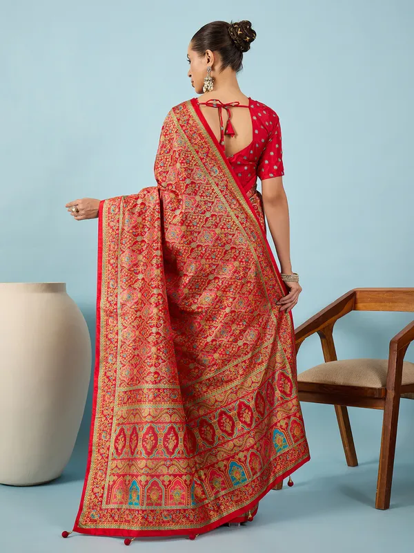 Women's_Silk_Blend_Red_Digital_Print_Designer_Saree_With_Blouse_Piece