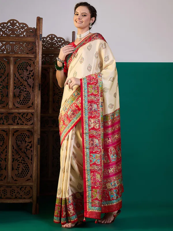 Women's_Silk_Blend_Red_Digital_Print_Designer_Saree_With_Blouse_Piece