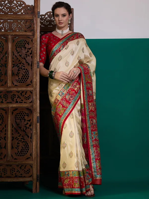 Women's_Silk_Blend_Red_Digital_Print_Designer_Saree_With_Blouse_Piece