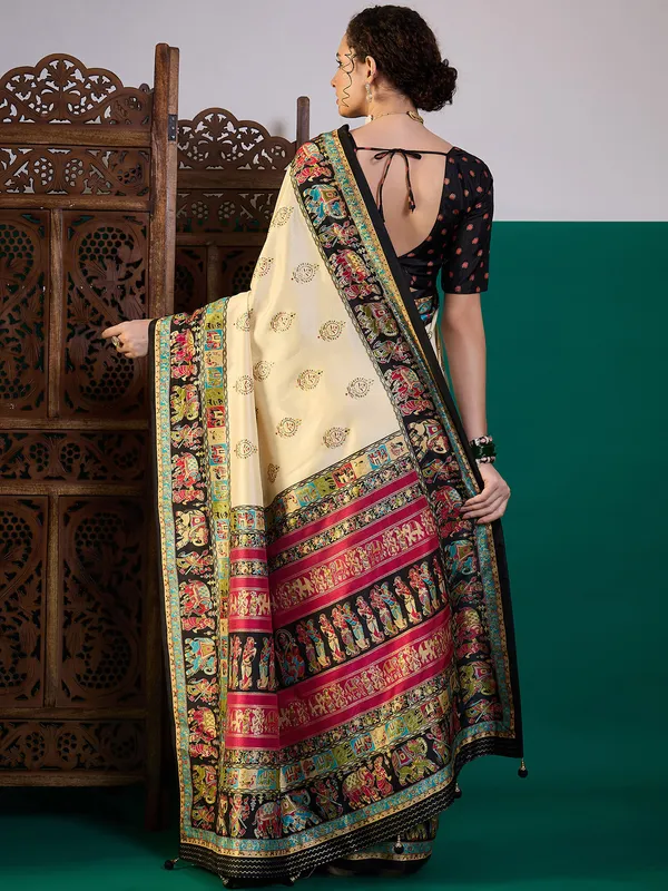 Women's_Silk_Blend_Black_Digital_Print_Designer_Saree_With_Blouse_Piece