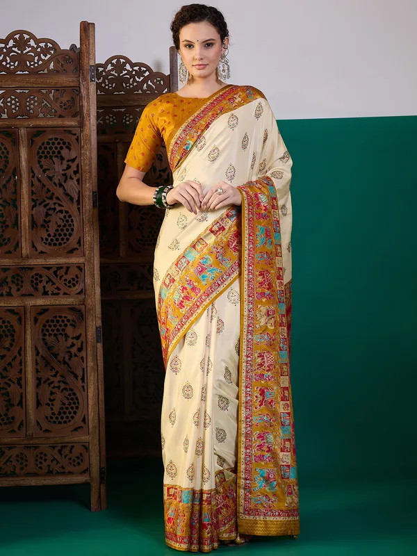 Women's_Silk_Blend_Mustard_Digital_Print_Designer_Saree_With_Blouse_Piece