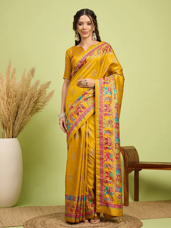 Women's_Silk_Blend_Yellow_Digital_Print_Designer_Saree_With_Blouse_Piece
