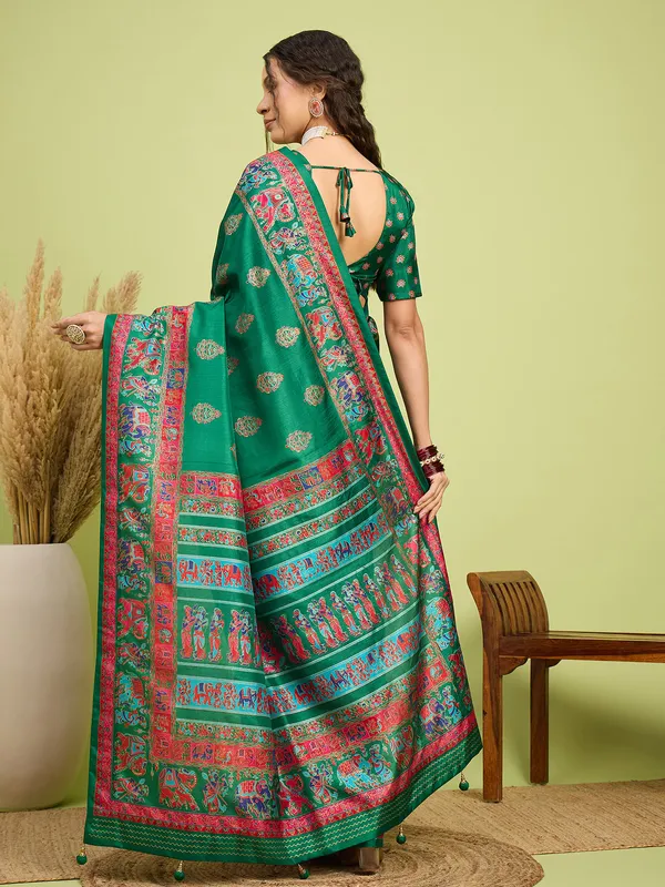 Women's_Silk_Blend_Green_Digital_Print_Designer_Saree_With_Blouse_Piece