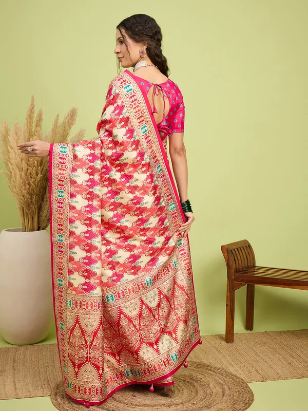 Women's_Silk_Blend_Pink_Digital_Print_Designer_Saree_With_Blouse_Piece