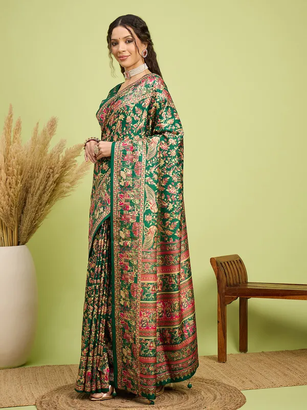 Women's_Silk_Blend_Green_Digital_Print_Designer_Saree_With_Blouse_Piece