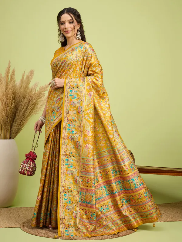 Women's_Silk_Blend_Yellow_Digital_Print_Designer_Saree_With_Blouse_Piece