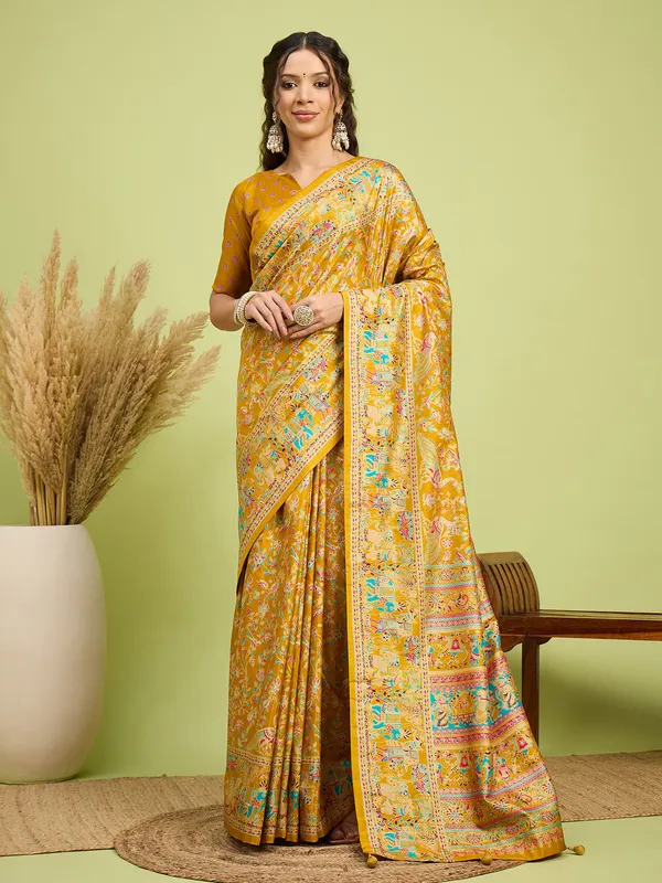 Women's_Silk_Blend_Yellow_Digital_Print_Designer_Saree_With_Blouse_Piece