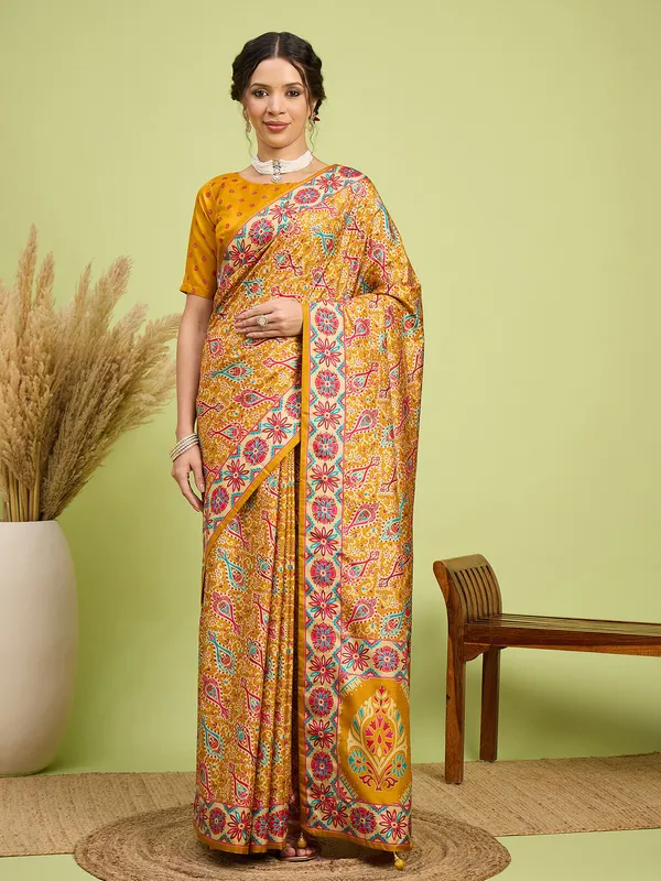 Women's_Silk_Blend_Assorted_Digital_Print_Designer_Saree_With_Blouse_Piece