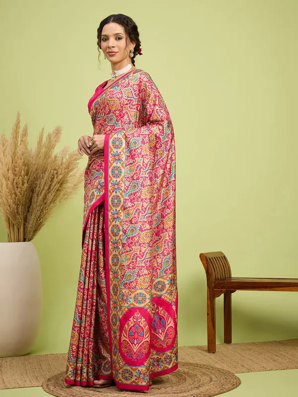 Women's_Silk_Blend_Assorted_Digital_Print_Designer_Saree_With_Blouse_Piece
