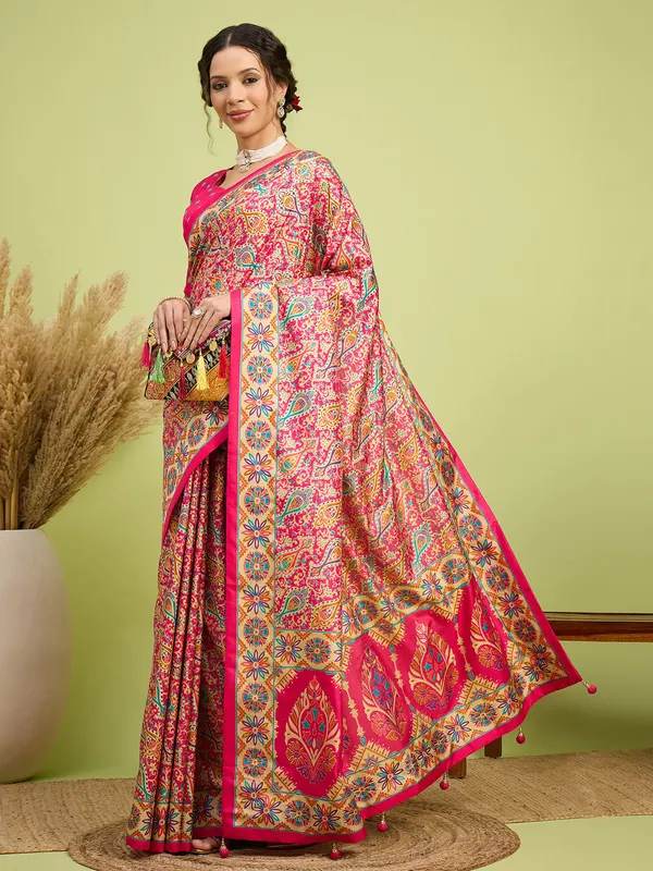 Women's_Silk_Blend_Assorted_Digital_Print_Designer_Saree_With_Blouse_Piece