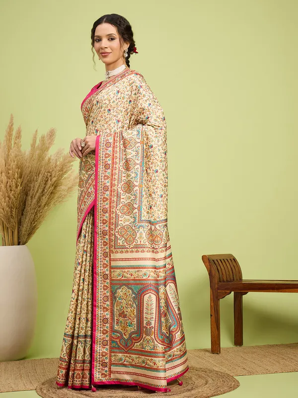 Women's_Silk_Blend_Cream_Digital_Print_Designer_Saree_With_Blouse_Piece