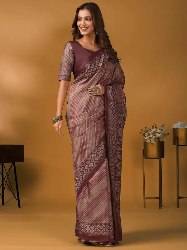 Women's_Silk_Blend_Mauve_Digital_Print_Designer_Saree_With_Blouse_Piece