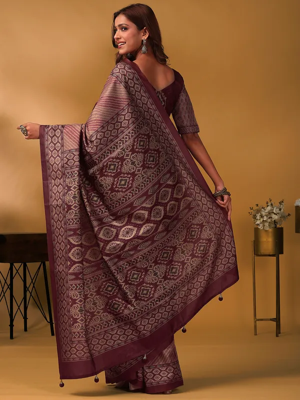 Women's_Silk_Blend_Mauve_Digital_Print_Designer_Saree_With_Blouse_Piece