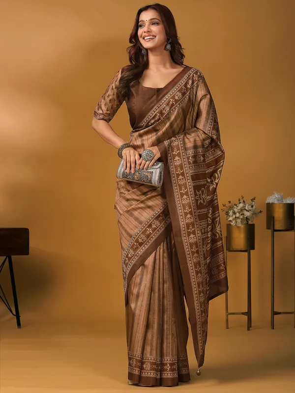 Women's_Silk_Blend_Brown_Digital_Print_Designer_Saree_With_Blouse_Piece