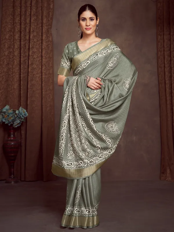 Women's_Silk_Blend_Light_Green_Printed_Designer_Saree_With_Blouse_Piece
