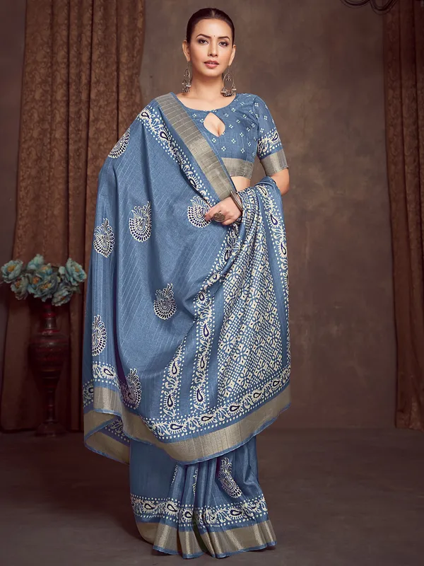 Women's_Silk_Blend_Blue_Printed_Designer_Saree_With_Blouse_Piece