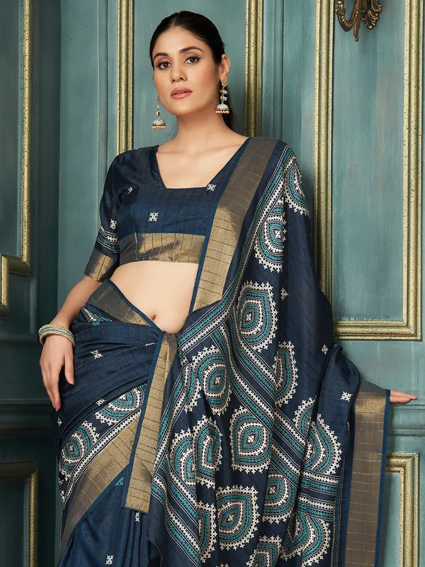 Women's_Silk_Blend_Navy_Blue_Printed_Designer_Saree_With_Blouse_Piece