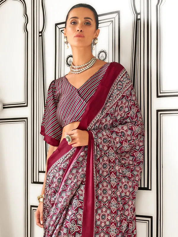 Women's_Crepe_Maroon_Printed_Designer_Saree_With_Blouse_Piece