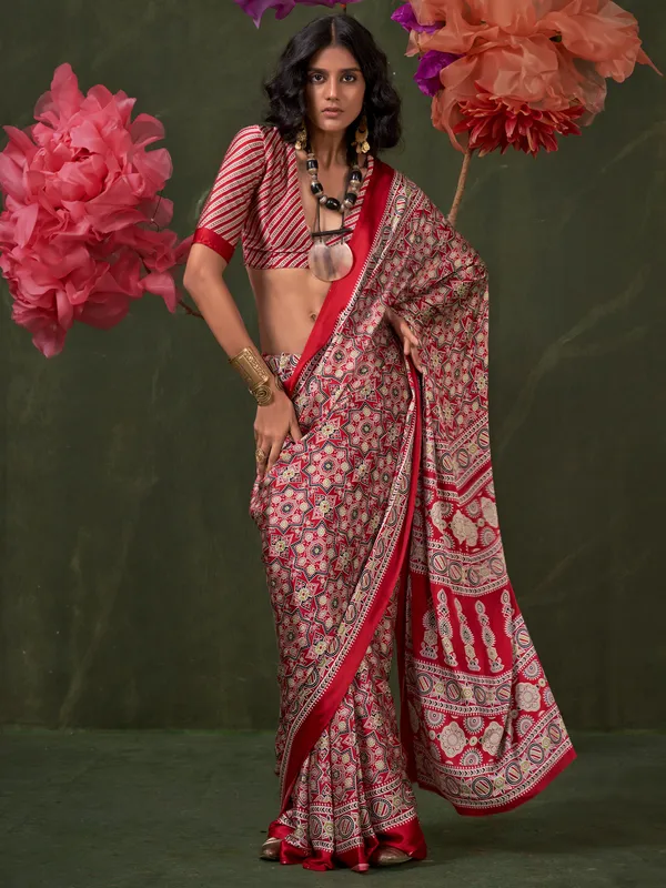 Women's_Crepe_Red_Printed_Designer_Saree_With_Blouse_Piece