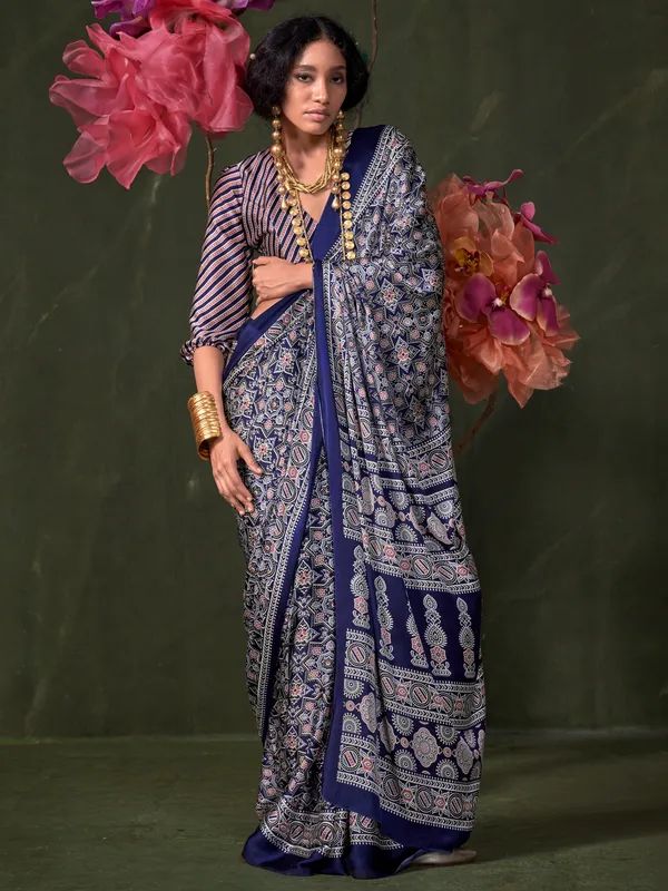 Women's_Crepe_Navy_Blue_Printed_Designer_Saree_With_Blouse_Piece