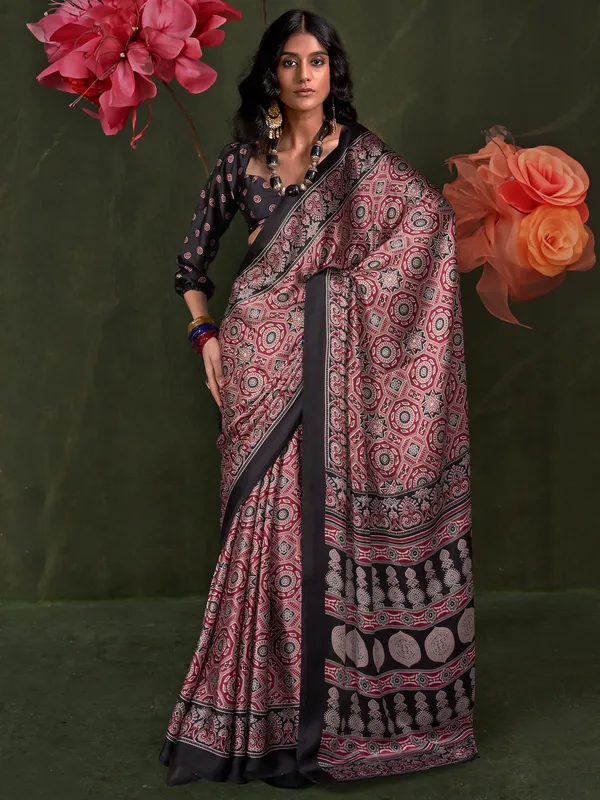 Women's_Crepe_Maroon_Printed_Designer_Saree_With_Blouse_Piece