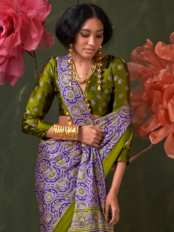Women's_Crepe_Purple_Printed_Designer_Saree_With_Blouse_Piece