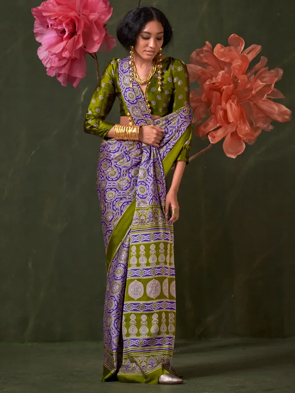 Women's_Crepe_Purple_Printed_Designer_Saree_With_Blouse_Piece