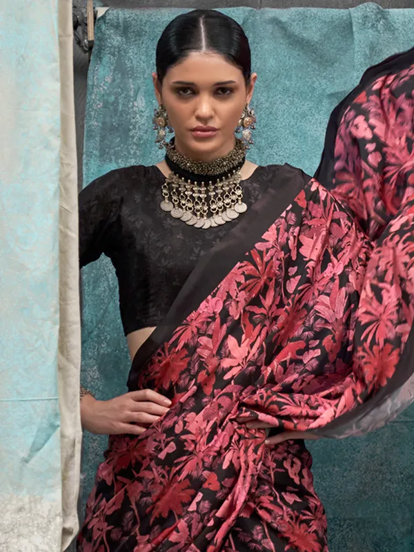 Women's_Crepe_Black_Printed_Designer_Saree_With_Blouse_Piece
