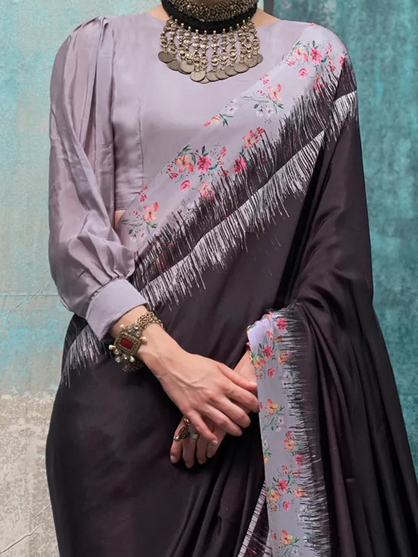 Women's_Crepe_Black_Printed_Designer_Saree_With_Blouse_Piece
