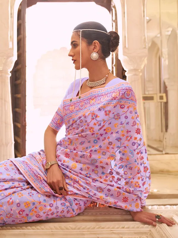 Women's_Silk_Blend_Lavender_Woven_Design_Celebrity_Saree_With_Blouse_Piece