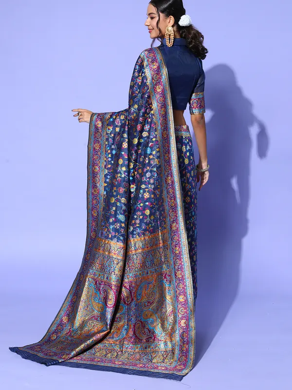 Women's_Silk_Blend_Navy_Blue_Woven_Design_CelebritySaree_With_Blouse_Piece