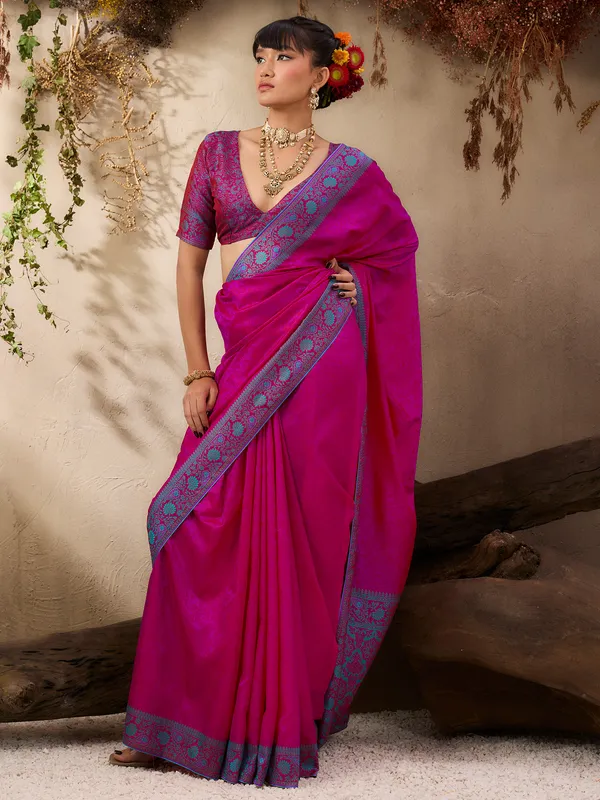 Women's_Silk_Blend_Magenta_Woven_Design_Designer_Saree_With_Blouse_Piece