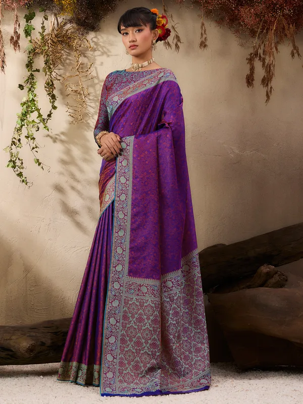 Women's_Silk_Blend_Purple_Woven_Design_Designer_Saree_With_Blouse_Piece