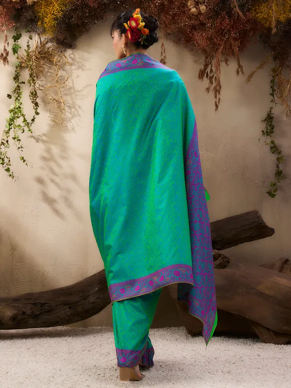 Women's_Silk_Blend_Teal_blue_Woven_Design_Designer_Saree_With_Blouse_Piece