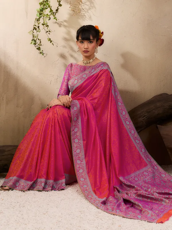Women's_Silk_Blend_Pink_Woven_Design_Designer_Saree_With_Blouse_Piece