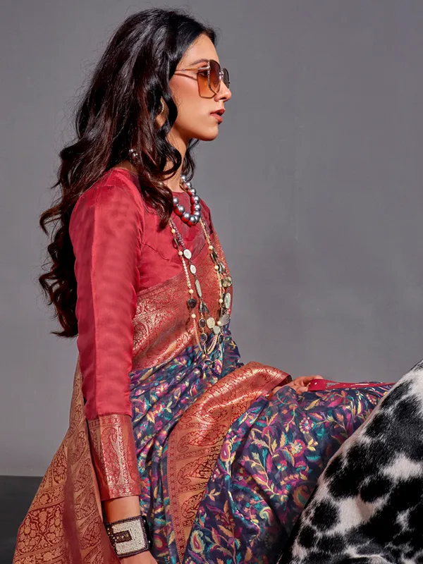 Women's_Silk_Blend_Navy_Blue_Woven_Design_Designer_Saree_With_Blouse_Piece