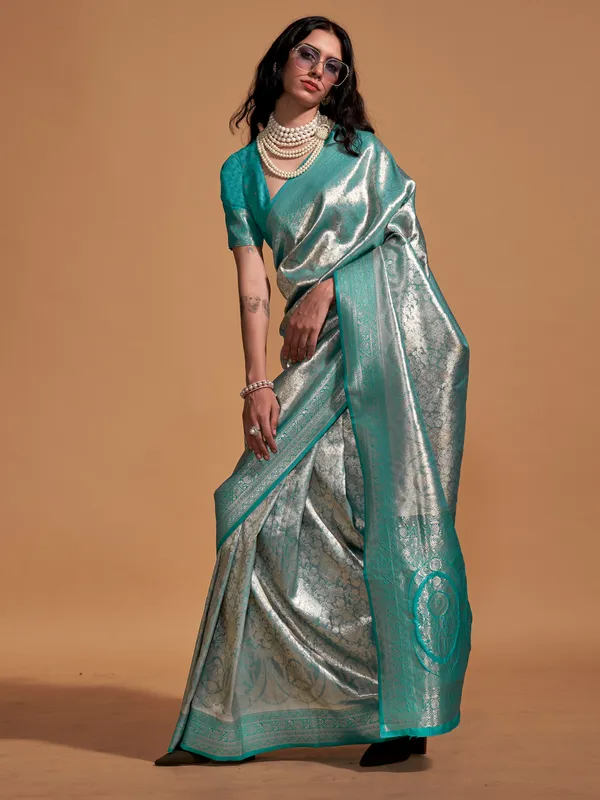 Women's_Kanjeevaram_Silk_Light_Blue_Woven_Design_Designer_Saree_With_Blouse_Piece