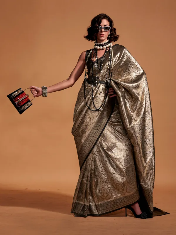 Women's_Kanjeevaram_Silk_Olive_Woven_Design_Designer_Saree_With_Blouse_Piece