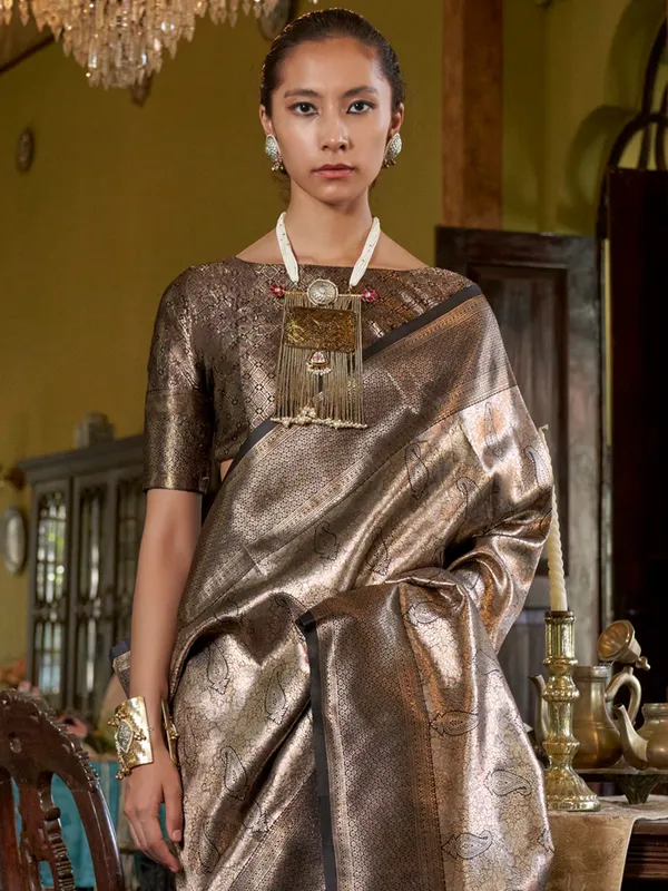 Women's_Kanjeevaram_Silk_Grey_Woven_Design_Designer_Saree_With_Blouse_Piece