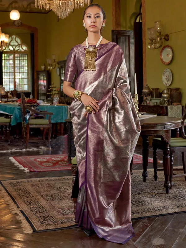Women's_Kanjeevaram_Silk_Purple_Woven_Design_Designer_Saree_With_Blouse_Piece