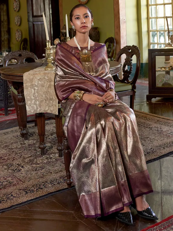 Women's_Kanjeevaram_Silk_Purple_Woven_Design_Designer_Saree_With_Blouse_Piece